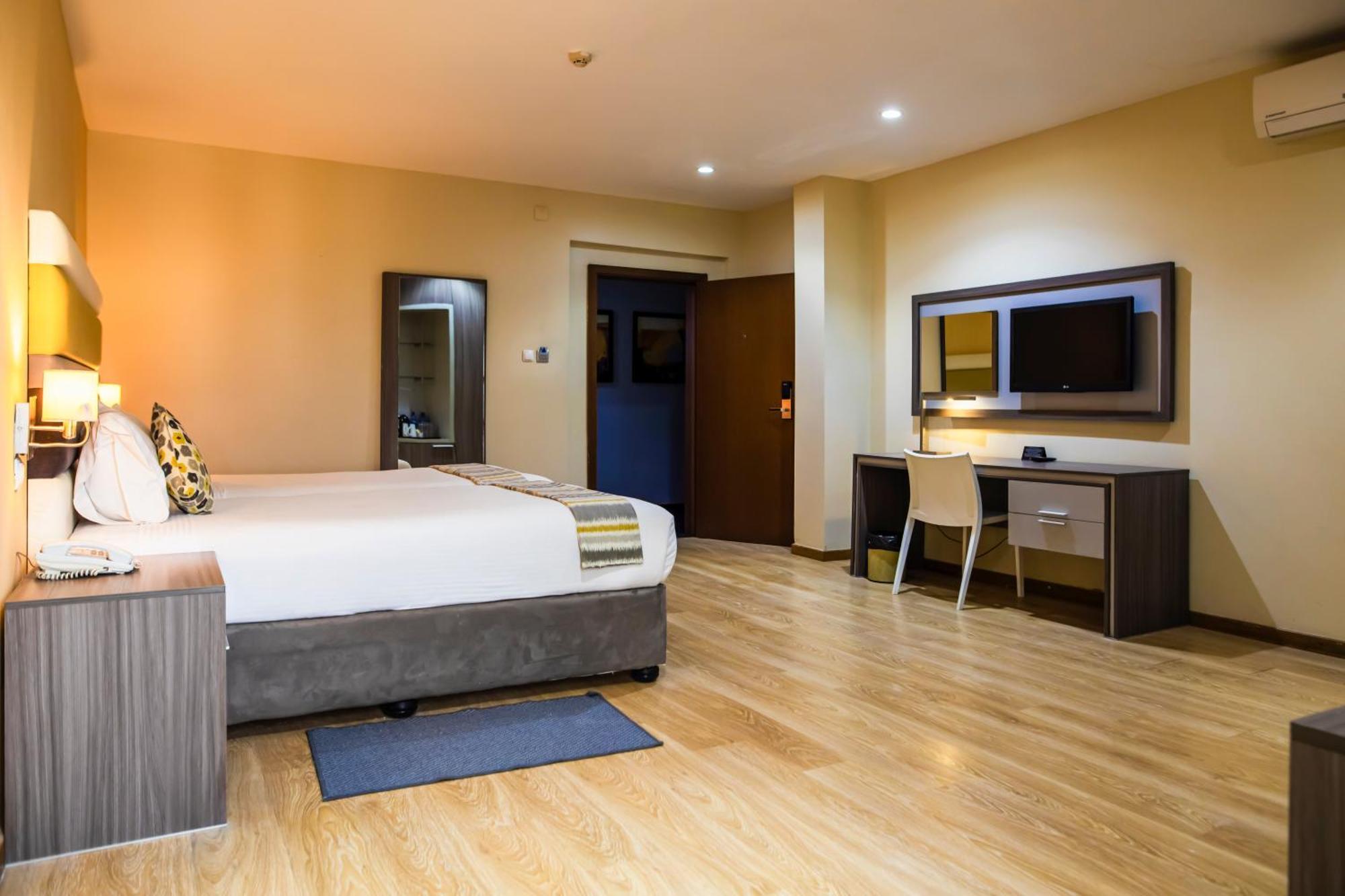 Hotel Maputo Lda Екстериор снимка